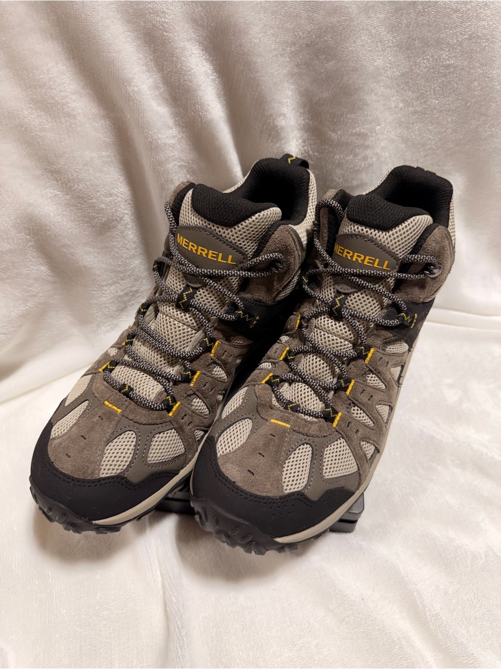 Merrell Men's Hiking Boots in Taupe, Black & Yellow Accents - Picture 13 of 13